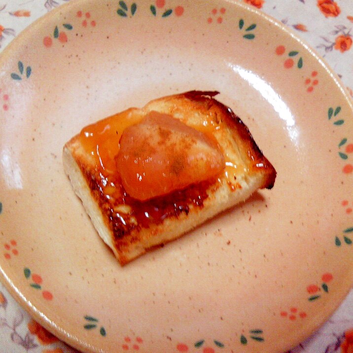 桃とピーナツクリームのひとくちトースト